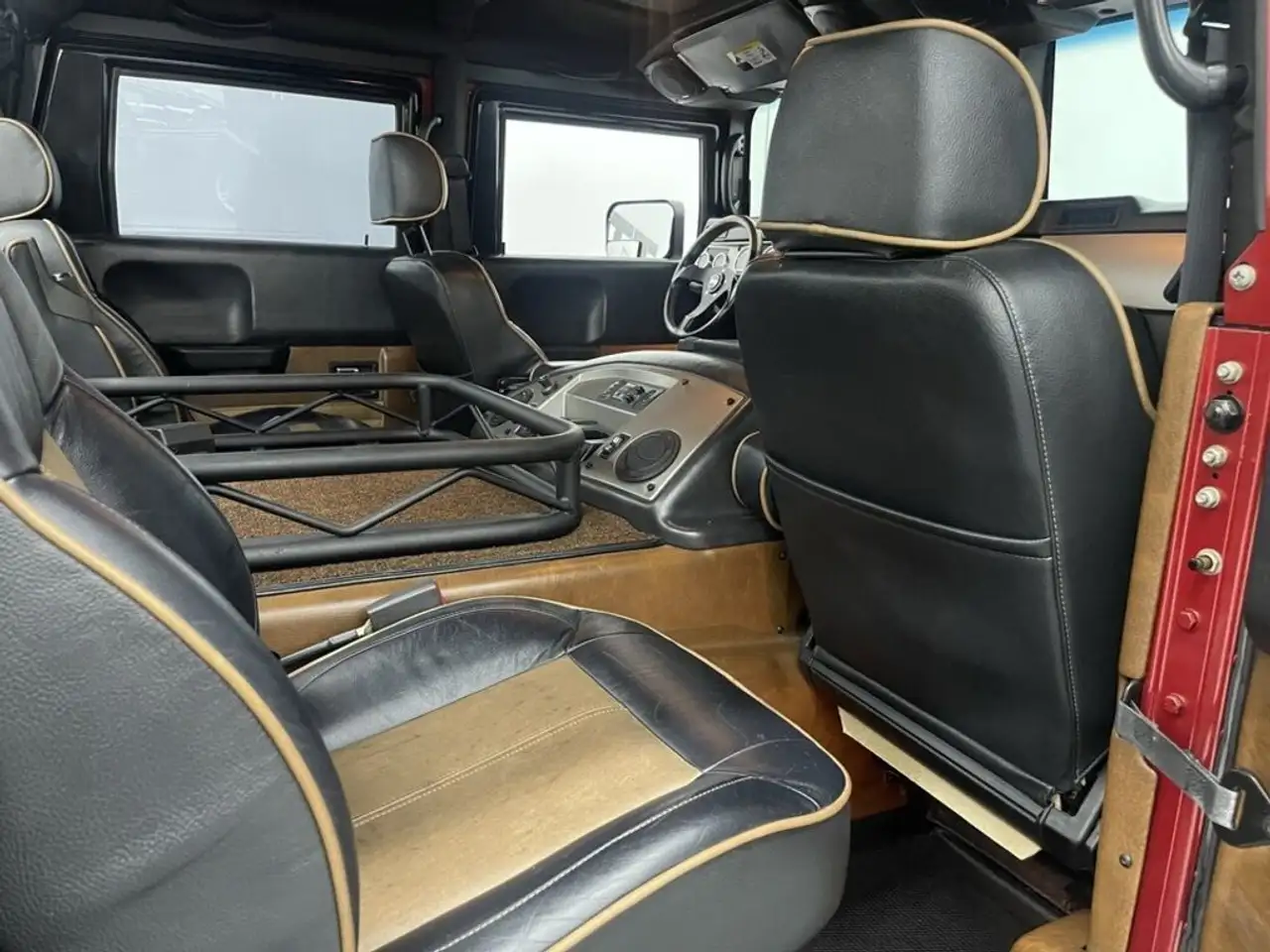 HUMMER H1 снимка HUMMER H1