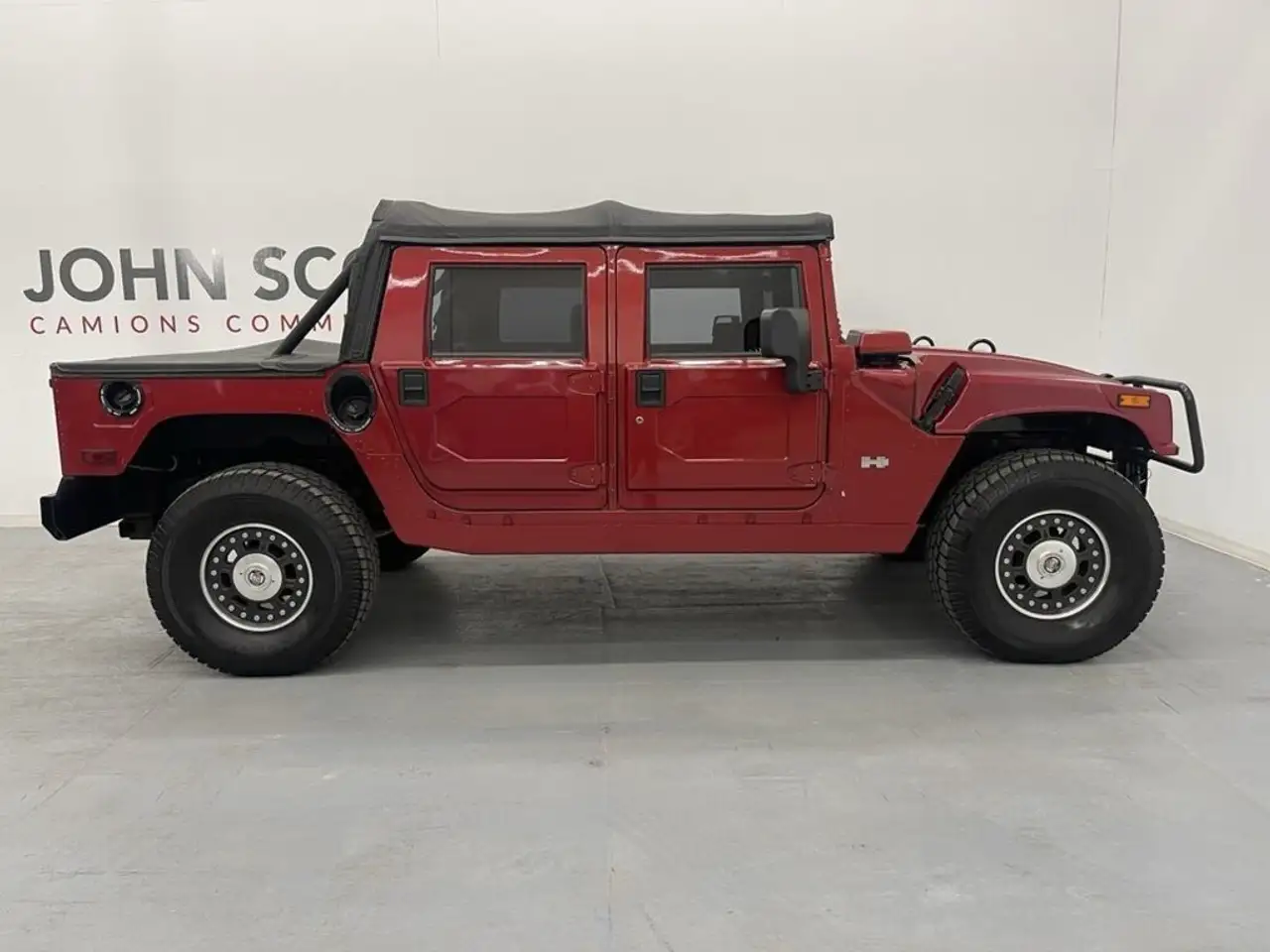 HUMMER H1 снимка HUMMER H1