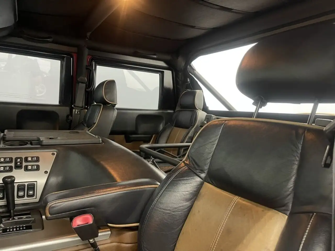 HUMMER H1 снимка HUMMER H1