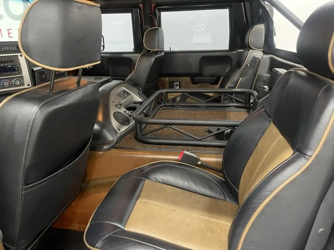 HUMMER H1 снимка HUMMER H1