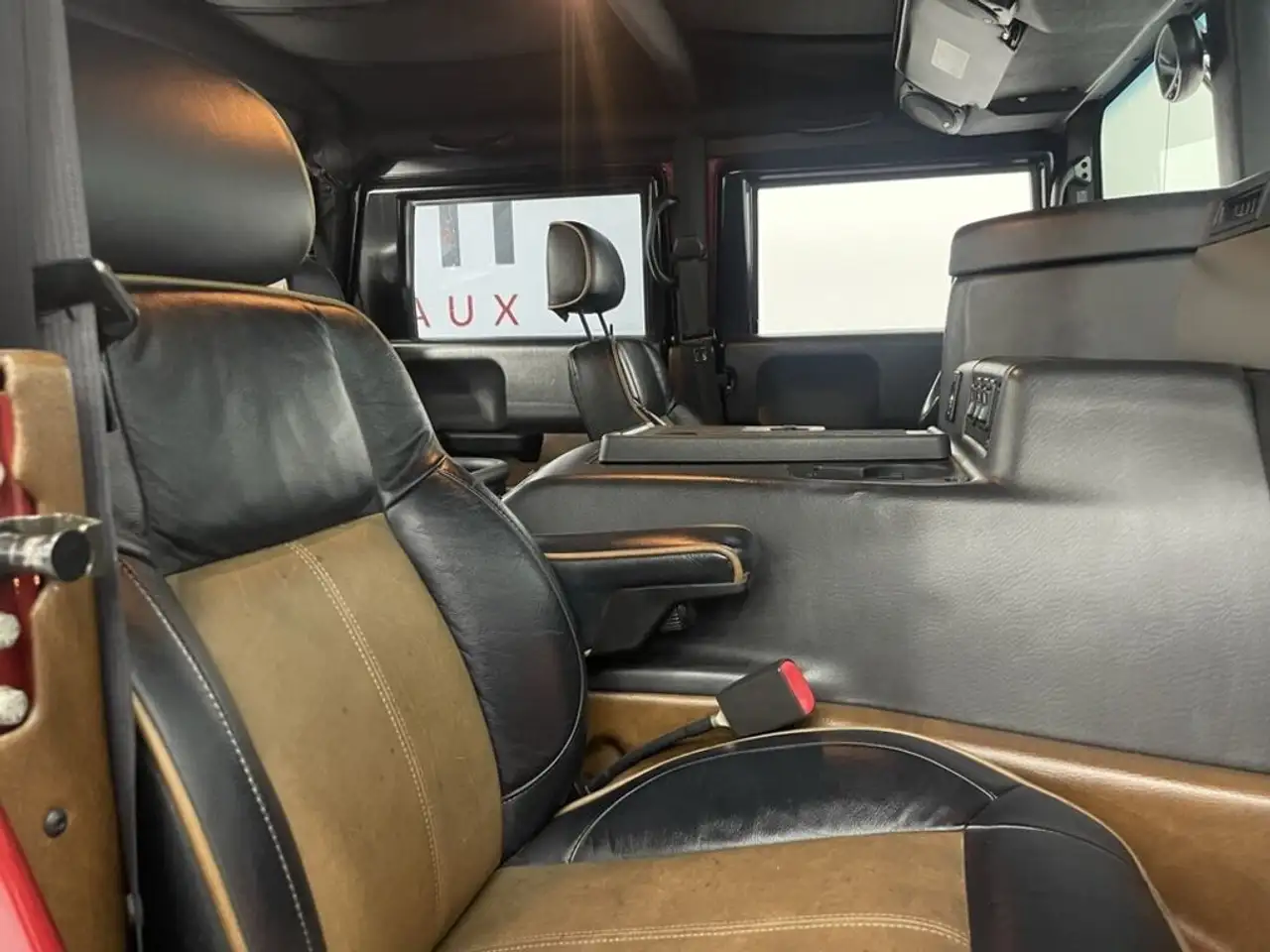 HUMMER H1 снимка HUMMER H1