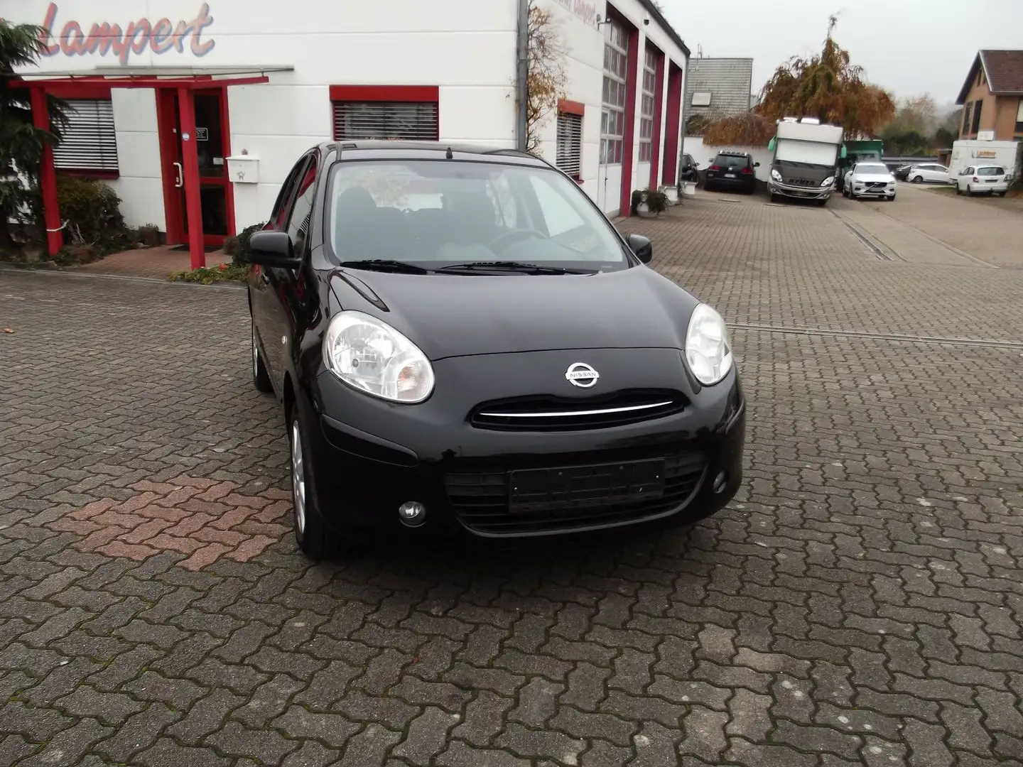 Nissan Micra Acenta S+W Reifen Schwarz - 2