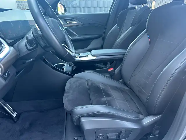 BMW X1 view 11