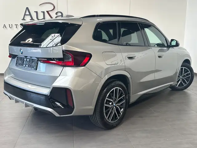 BMW X1 view 4