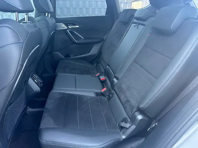 BMW X1 view 12