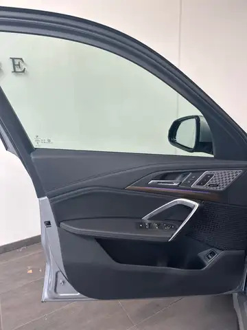 BMW X1 view 8
