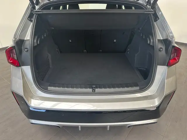 BMW X1 view 6