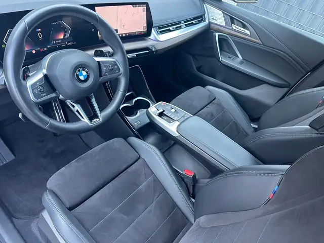 BMW X1 view 10