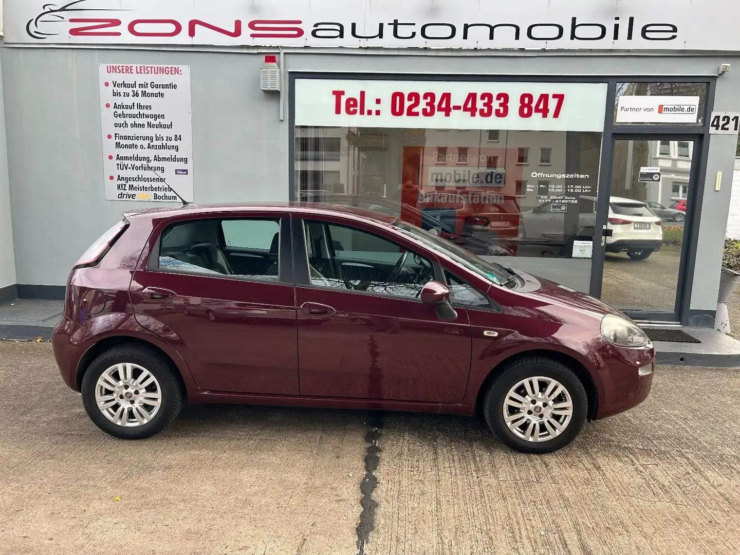 Fiat Punto 1.4 Automatik+NaviZB+Klima+BT+LM-Allwetter Violett - 1