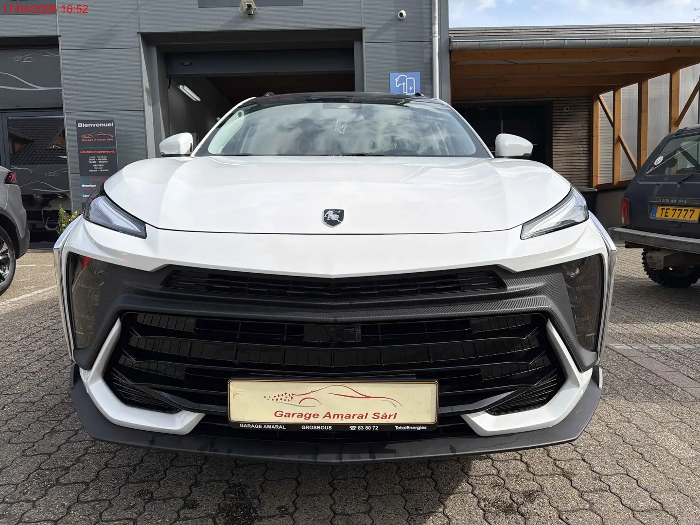 Forthing T5 Evo HEV HYBRID Weiß - 2