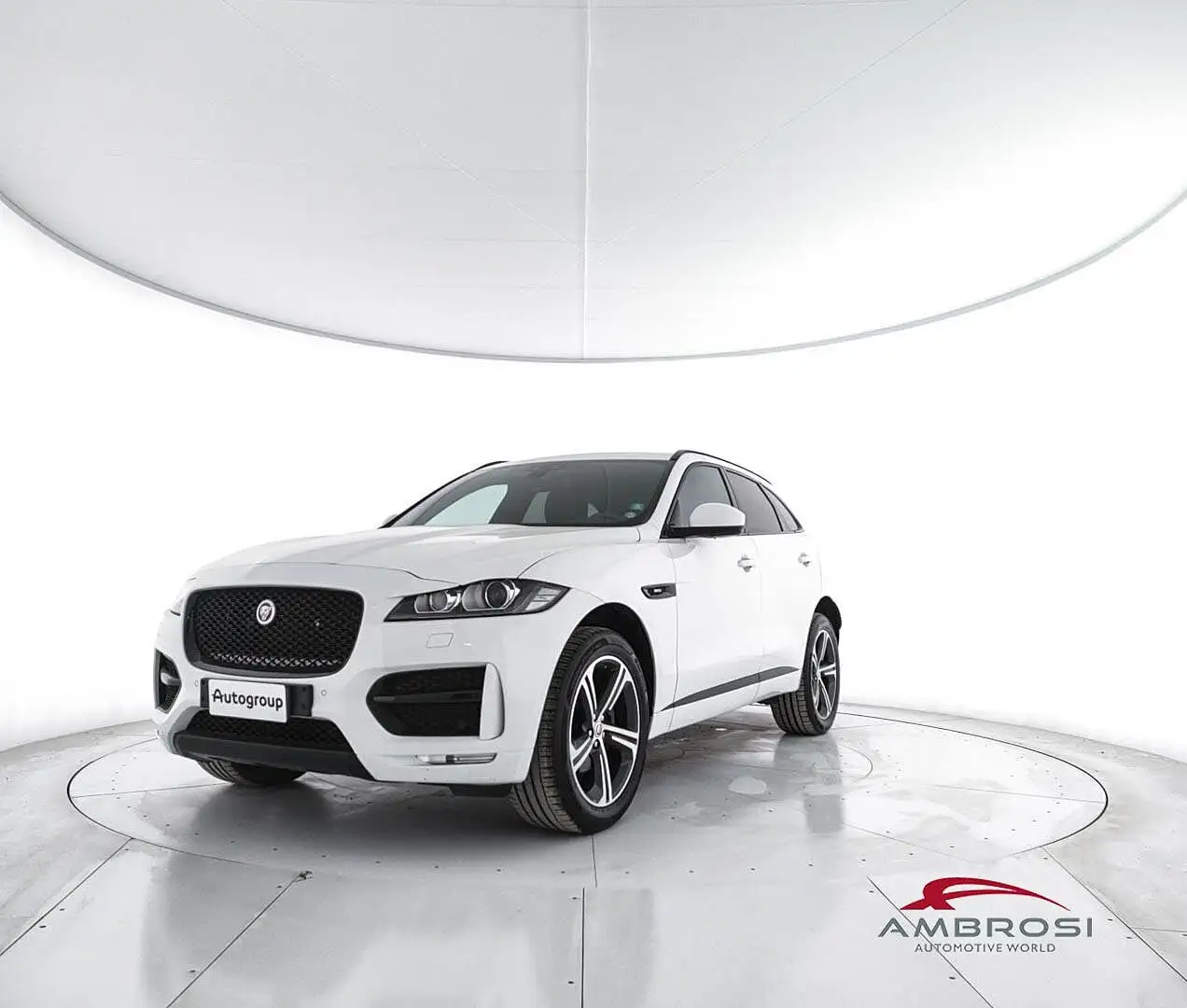Jaguar F-Pace 2.0 D 180 CV AWD aut. R-Sport Black Edition Blanc - 1