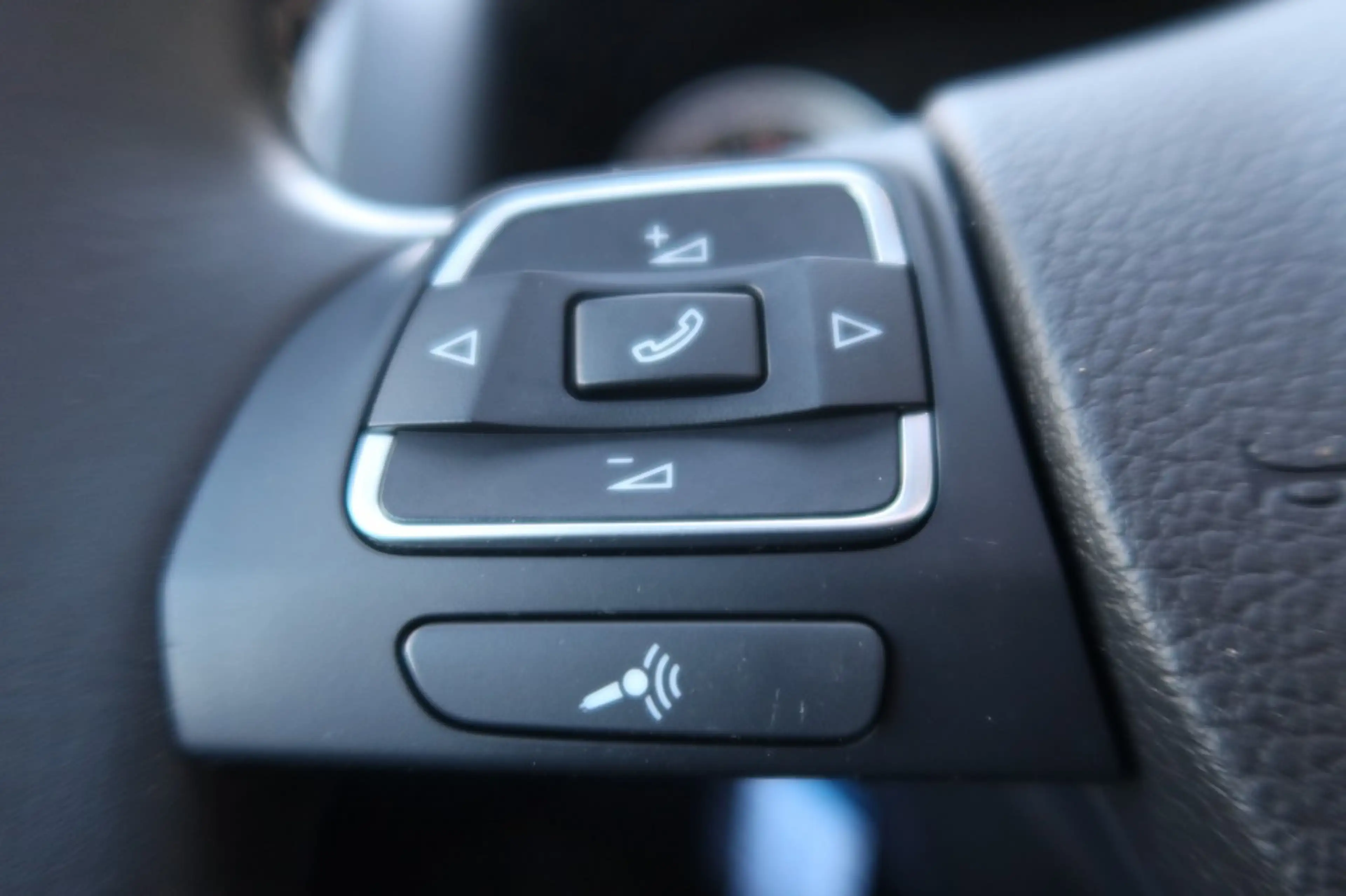 Volkswagen Tiguan 1.4 TSI 122pk Sport & Style Clima, NAVI, Schuif/ka — photo 11