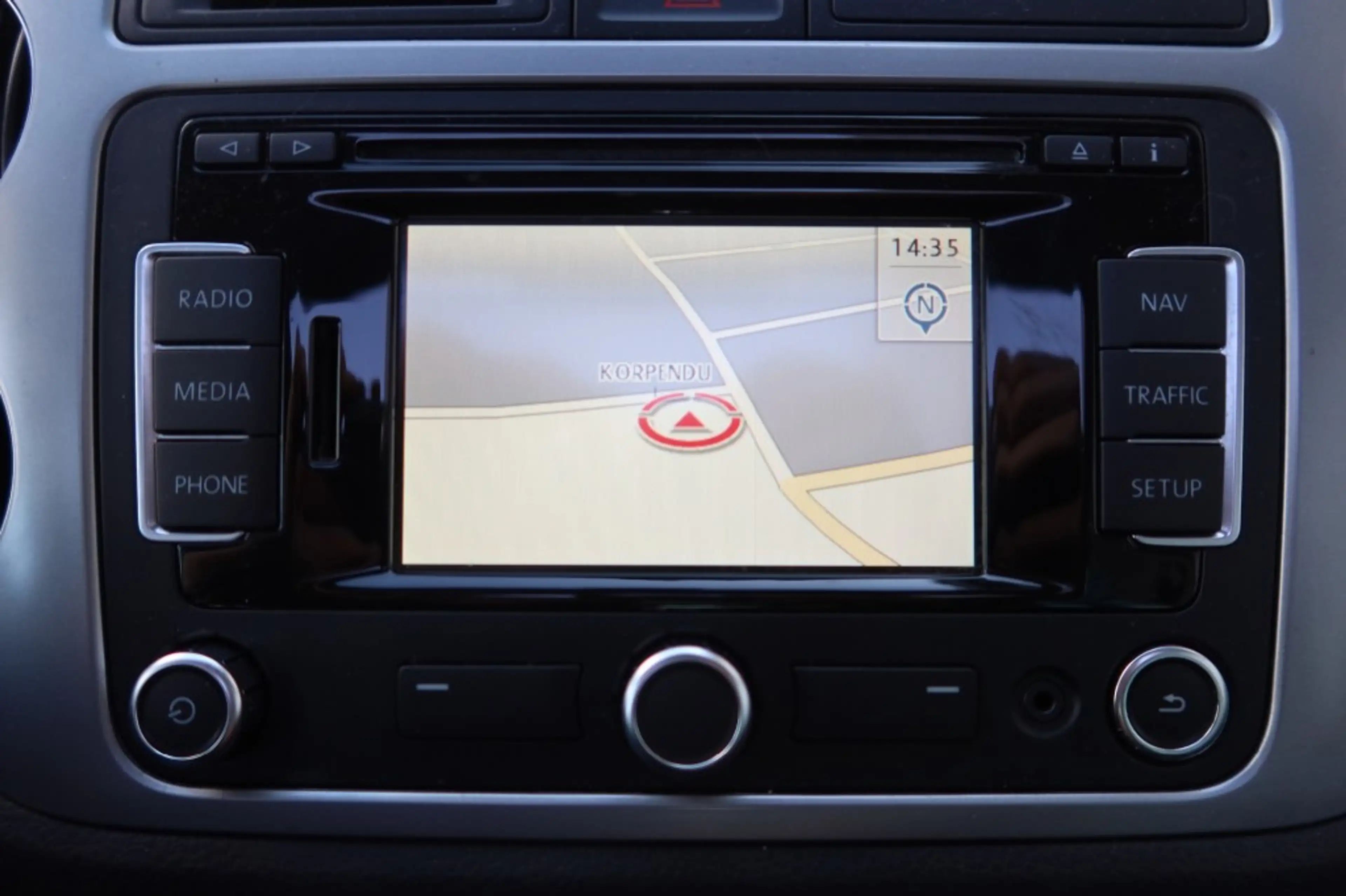 Volkswagen Tiguan 1.4 TSI 122pk Sport & Style Clima, NAVI, Schuif/ka — photo 10