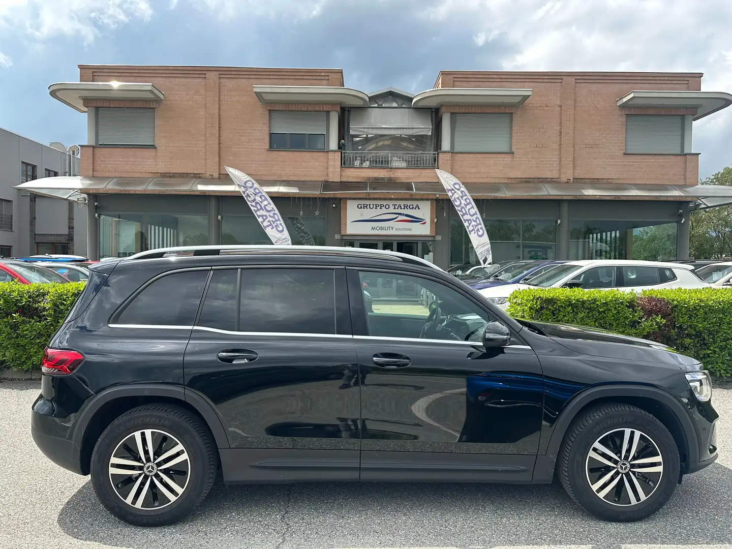 Mercedes-Benz GLB 200 GLB 200 d Business Extra auto Nero - 1