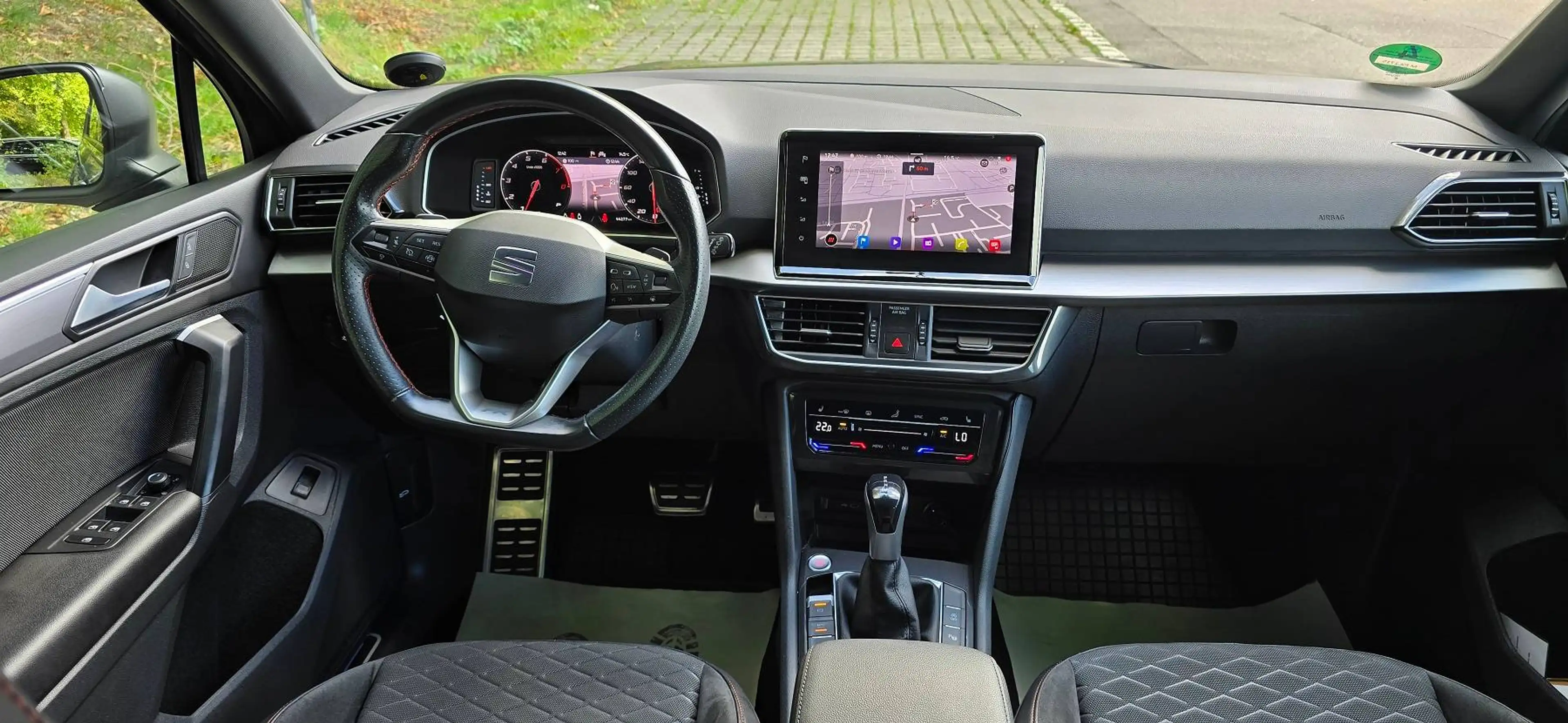 SEAT Tarraco Tarraco 2.0 TSI 4Drive OPF DSG FR*Panorama*4xSHZ*LED* — photo 12