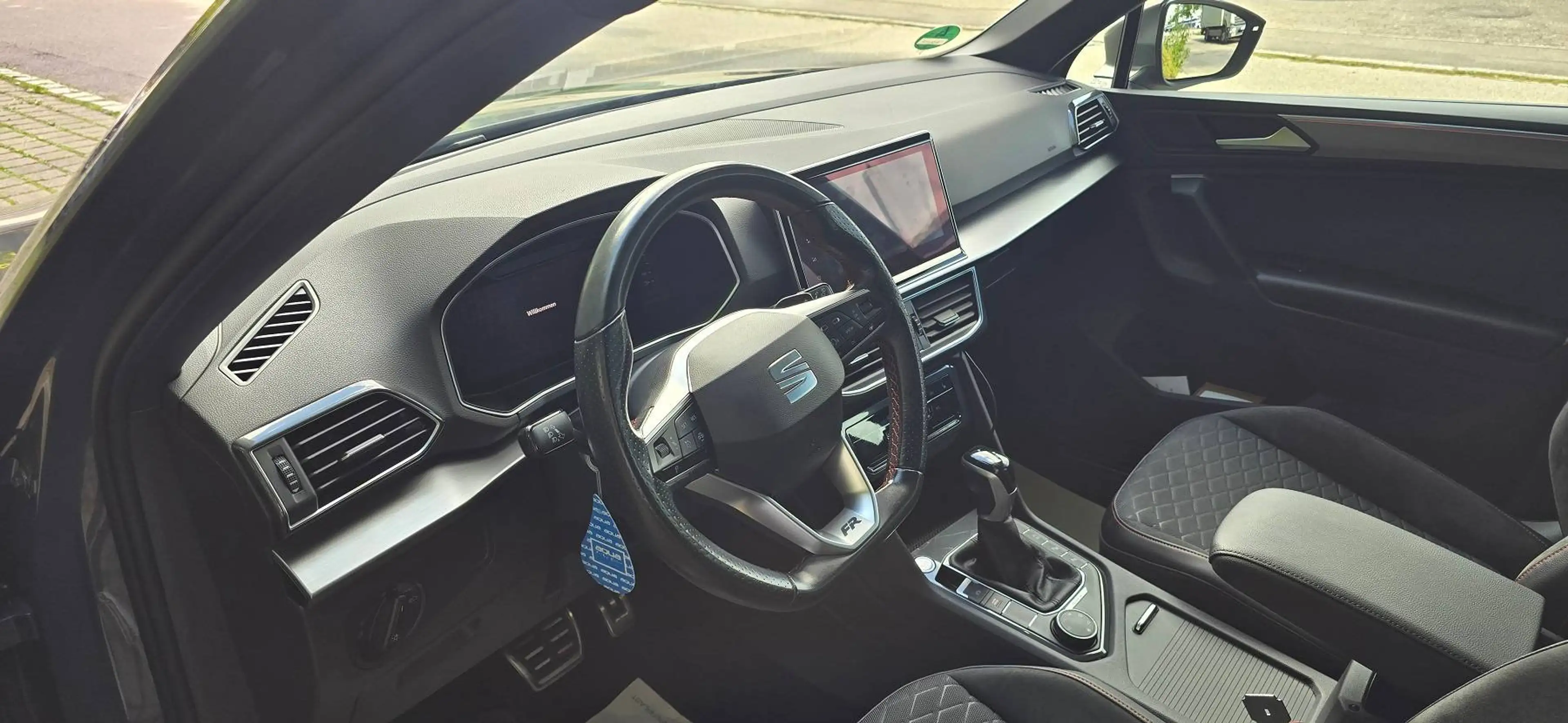 SEAT Tarraco Tarraco 2.0 TSI 4Drive OPF DSG FR*Panorama*4xSHZ*LED* — photo 7