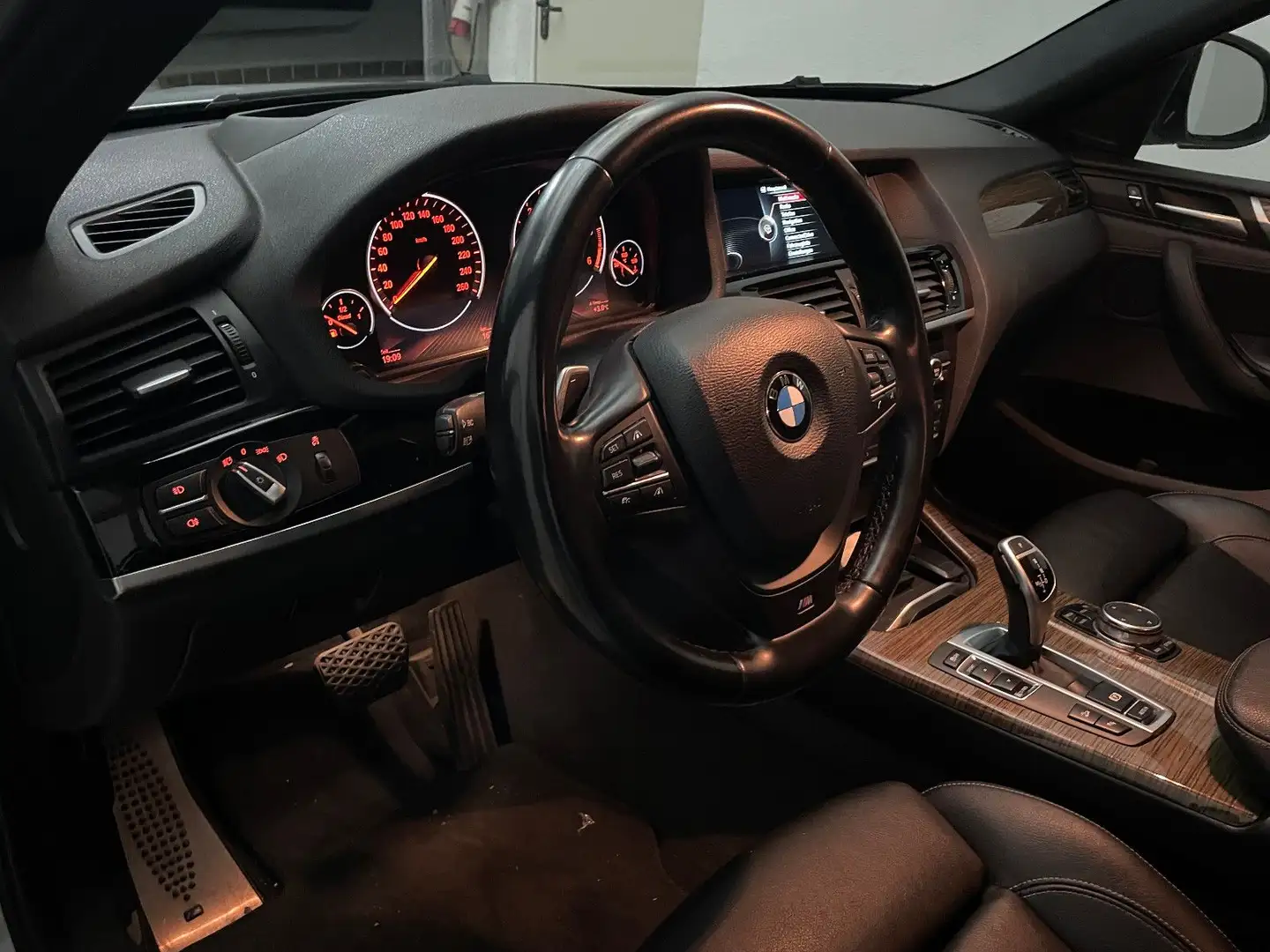 BMW X4 xDrive 35 d M-Paket HUD SD Prof AHK ACC Argent - 2