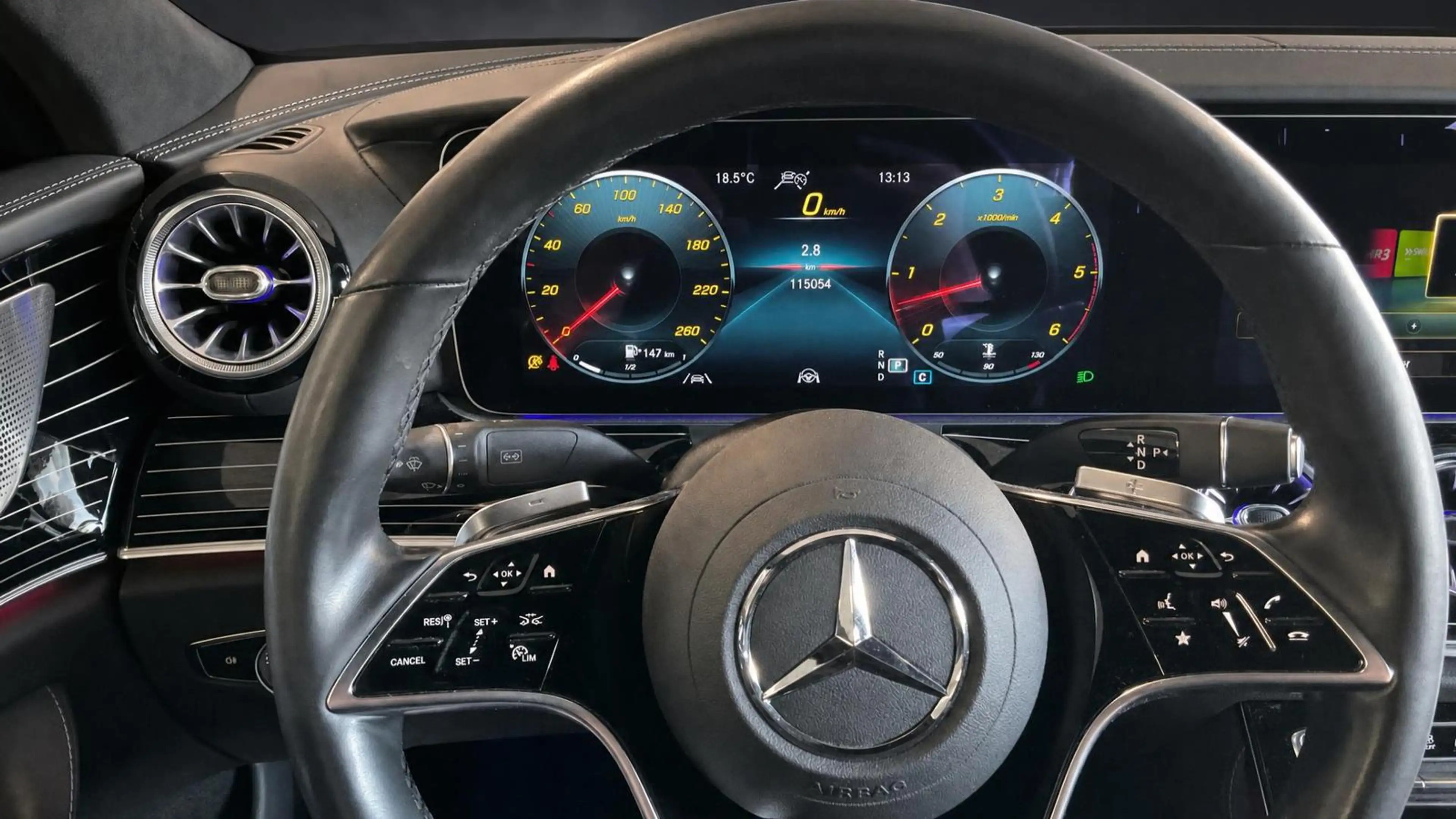 Mercedes-Benz CLS 400 d 4MATIC*3x AMG*LUFT*PANO*DISTR*DESIGNO — photo 11