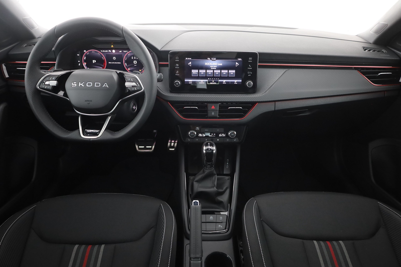 Skoda Scala Monte Carlo 1.0 TSI DSG Matrix Pano Kamera — photo 9