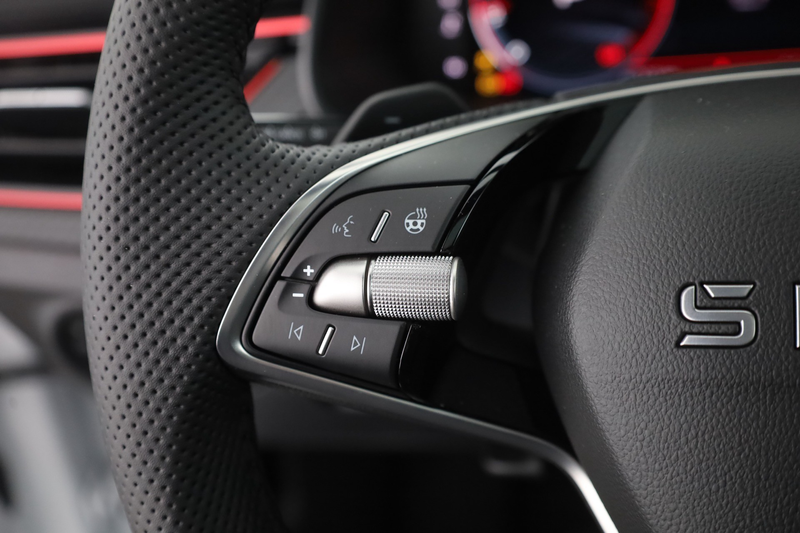 Skoda Scala Monte Carlo 1.0 TSI DSG Matrix Pano Kamera — photo 15
