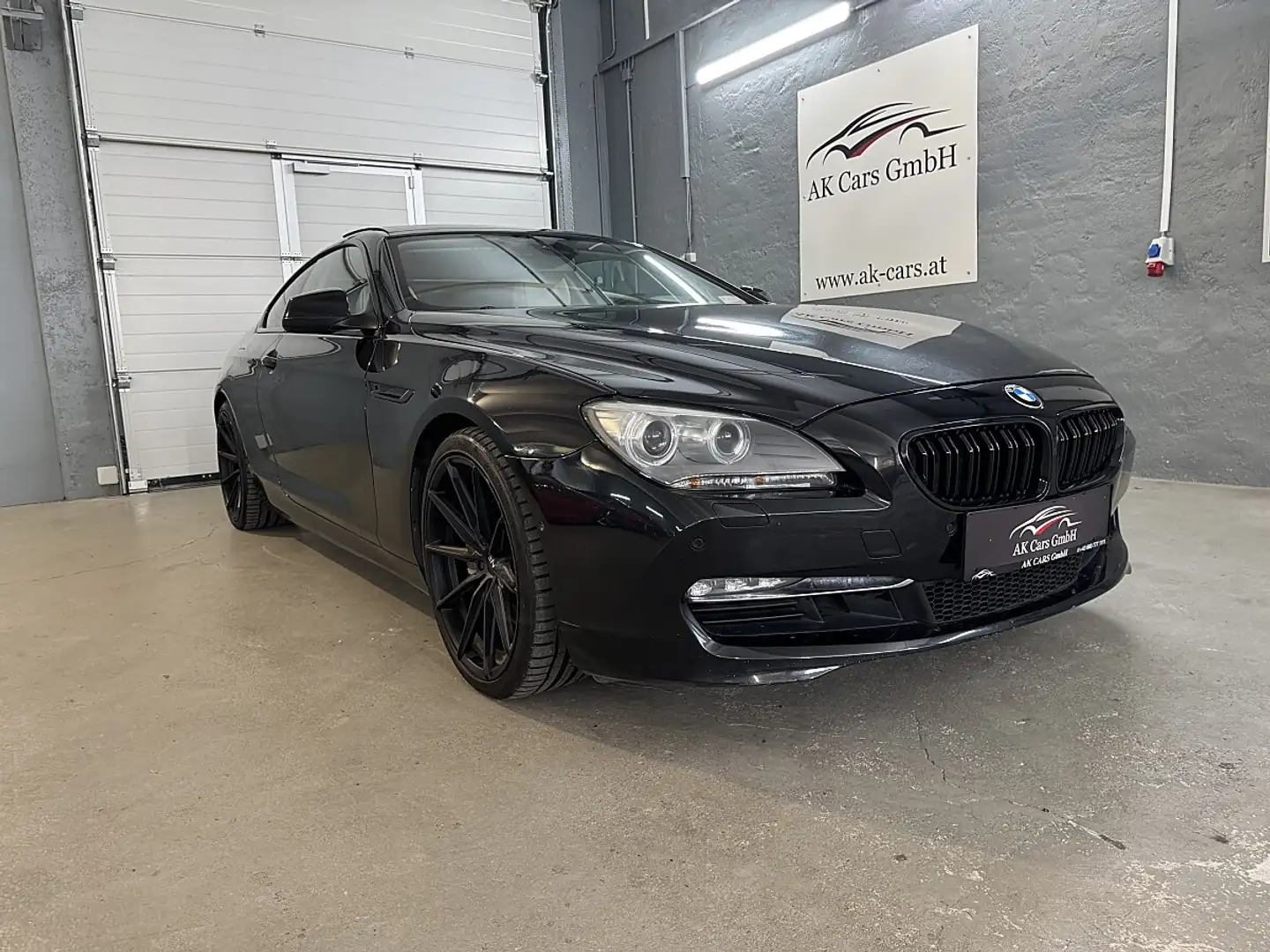 BMW 640 i Coupé Aut.*Head-Up*Kamera*Memory* Schwarz - 1