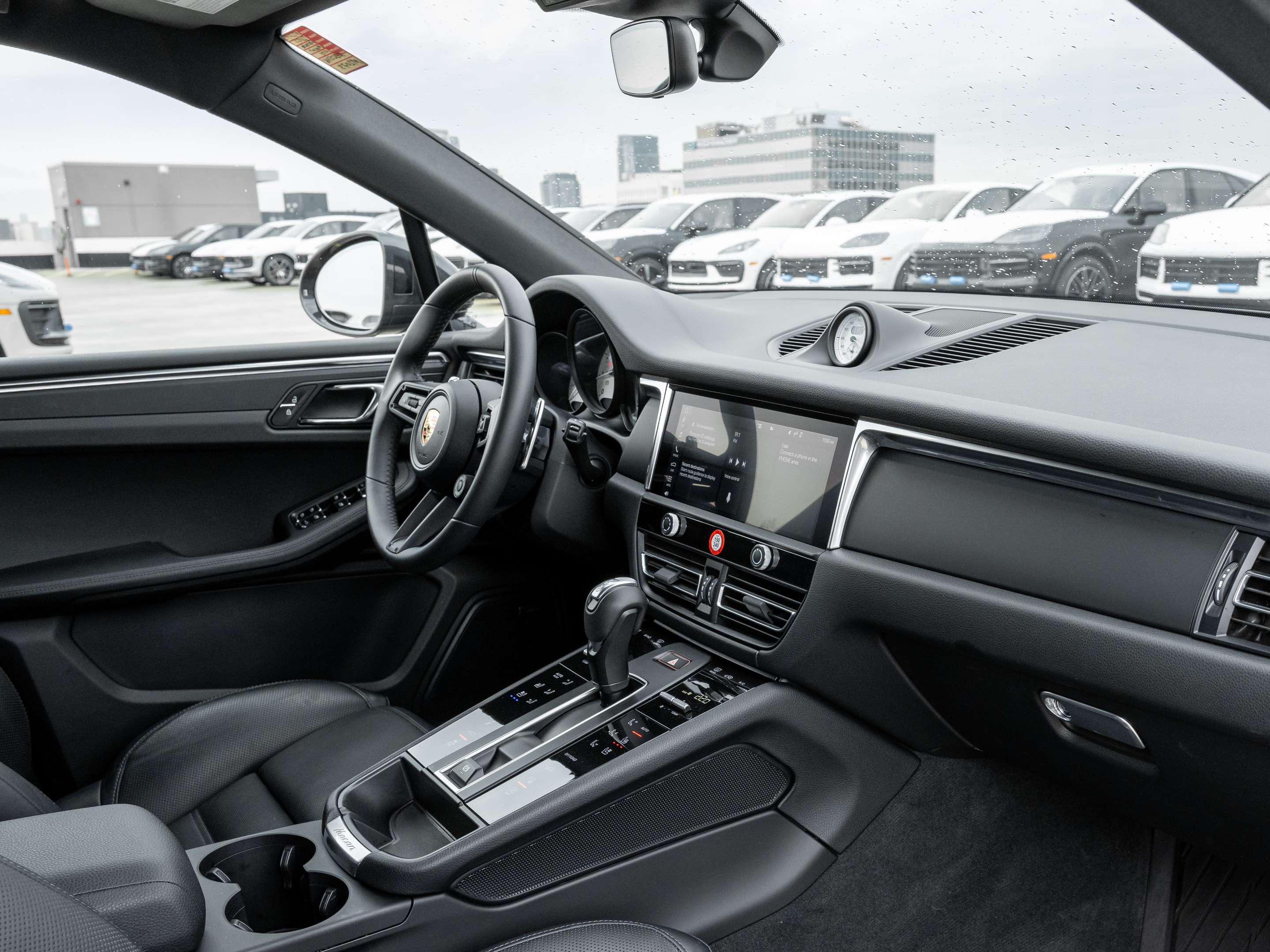 2025 Porsche Macan AWD | Winter Tire Package Included thumb 29