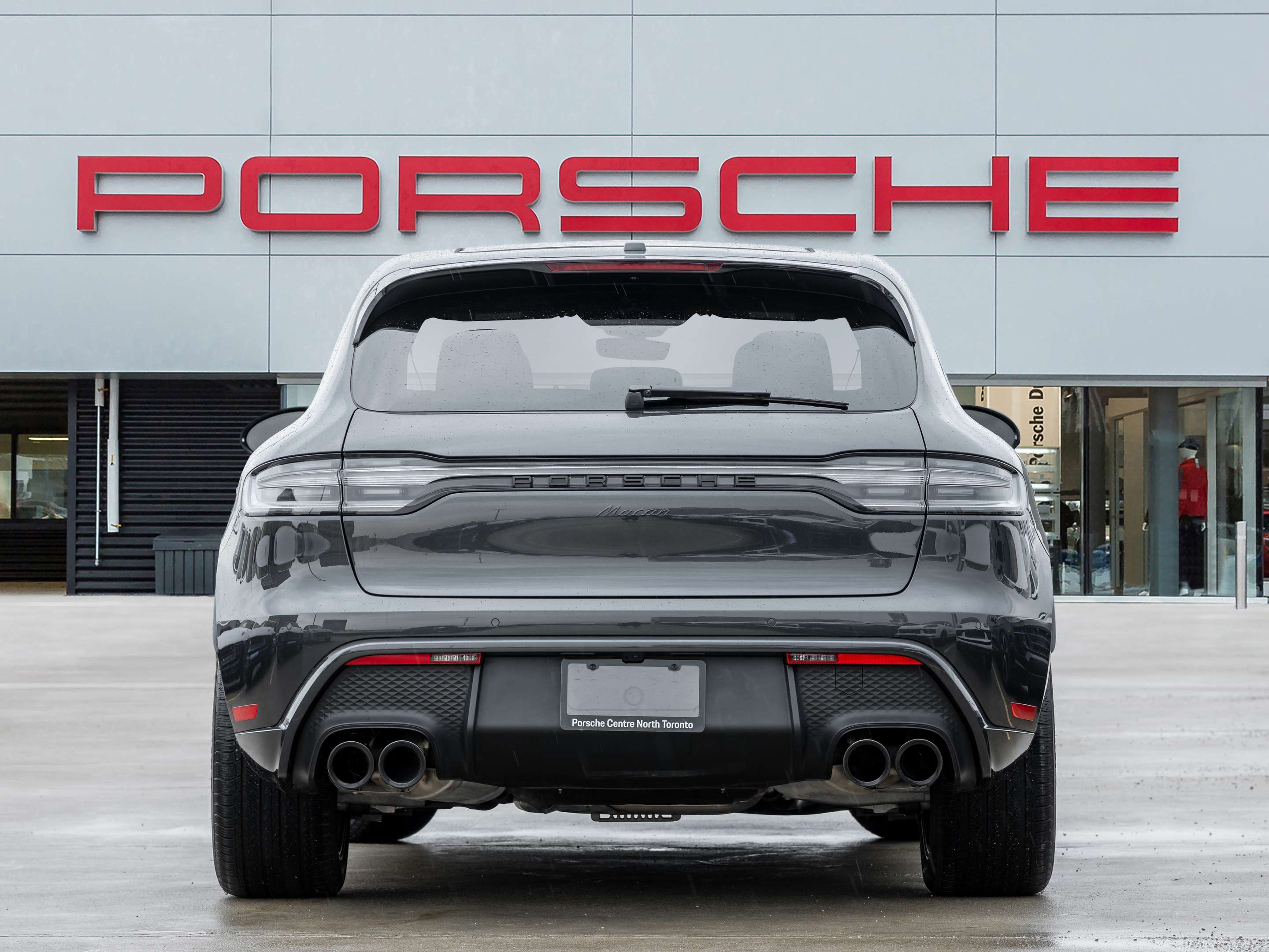 2025 Porsche Macan AWD | Winter Tire Package Included thumb 8