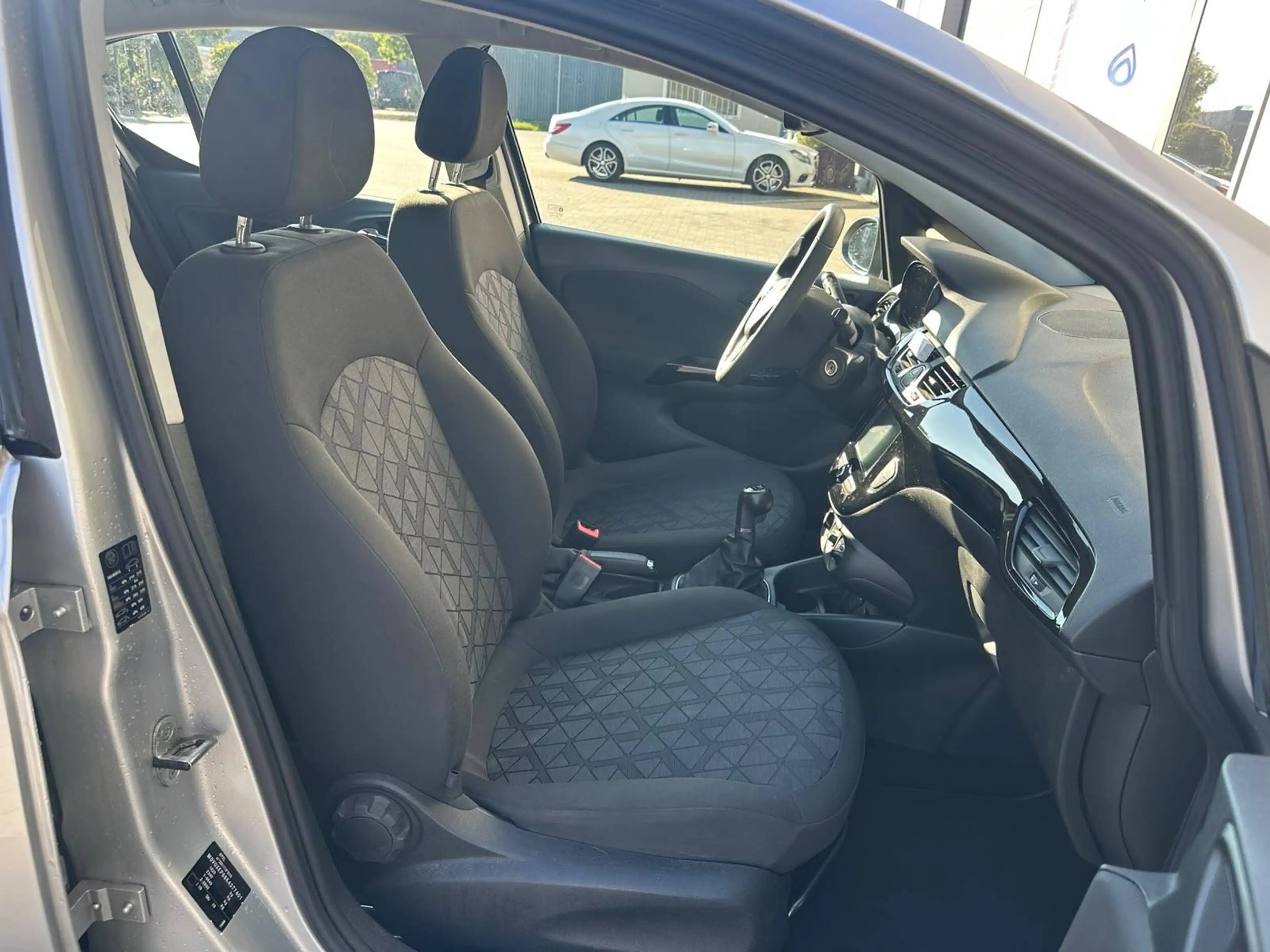 Opel Corsa Cruise controle/airco/navigatie — photo 8