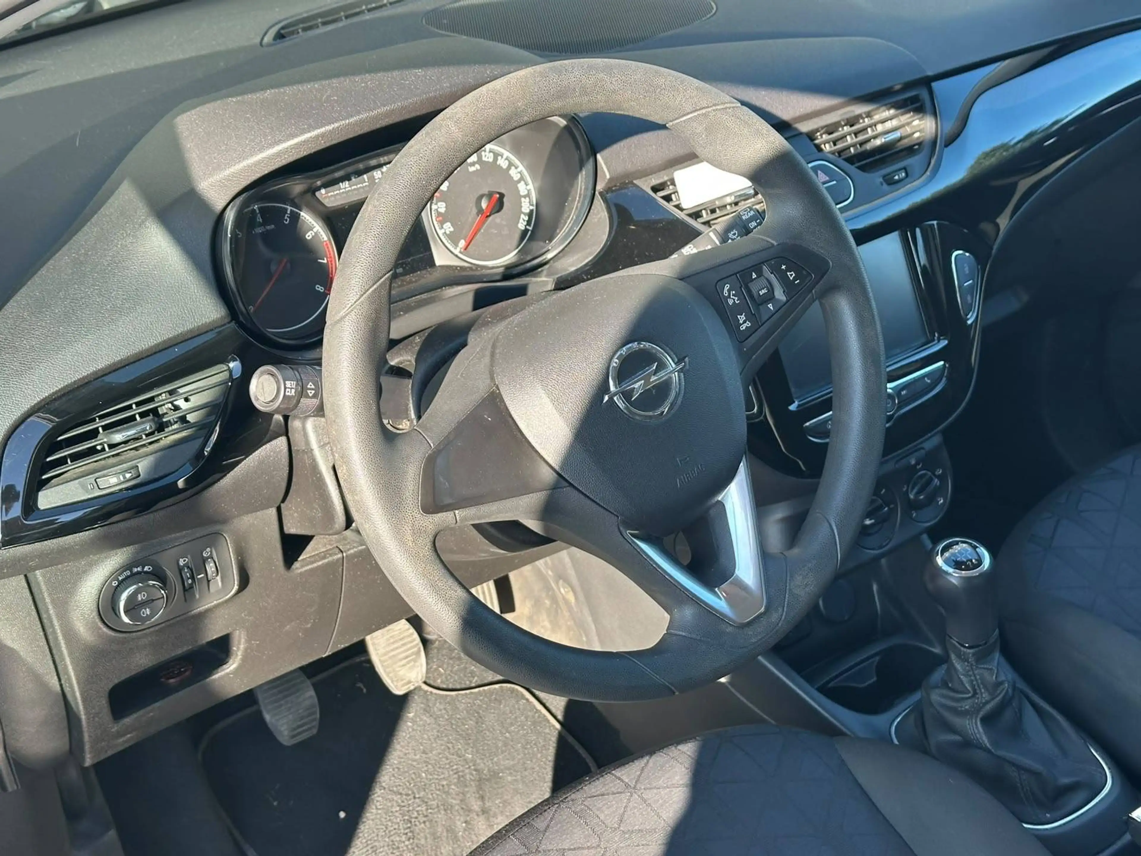 Opel Corsa Cruise controle/airco/navigatie — photo 5