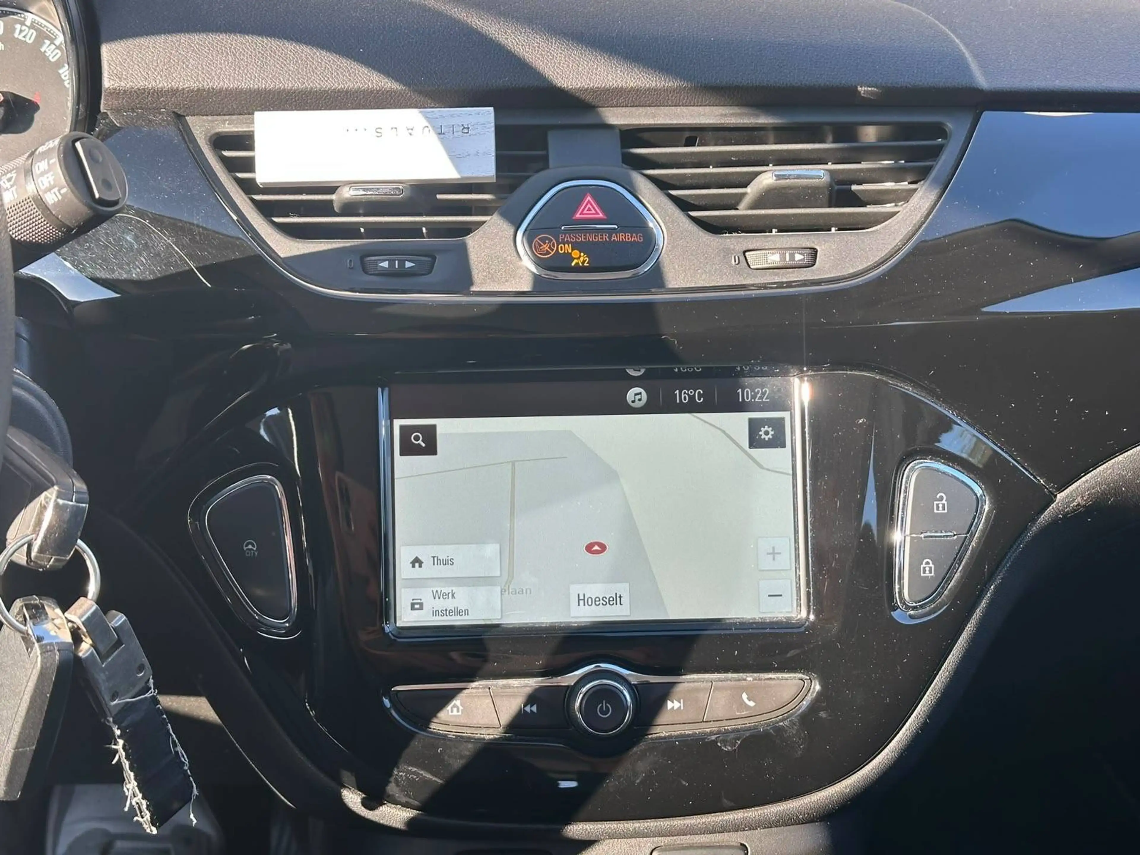 Opel Corsa Cruise controle/airco/navigatie — photo 15