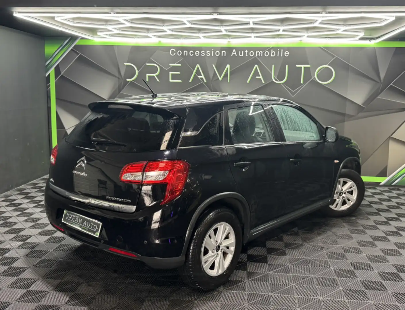 Citroen C4 Aircross 1.6 E-HDI115 4X2 FEEL EDITION Schwarz - 2