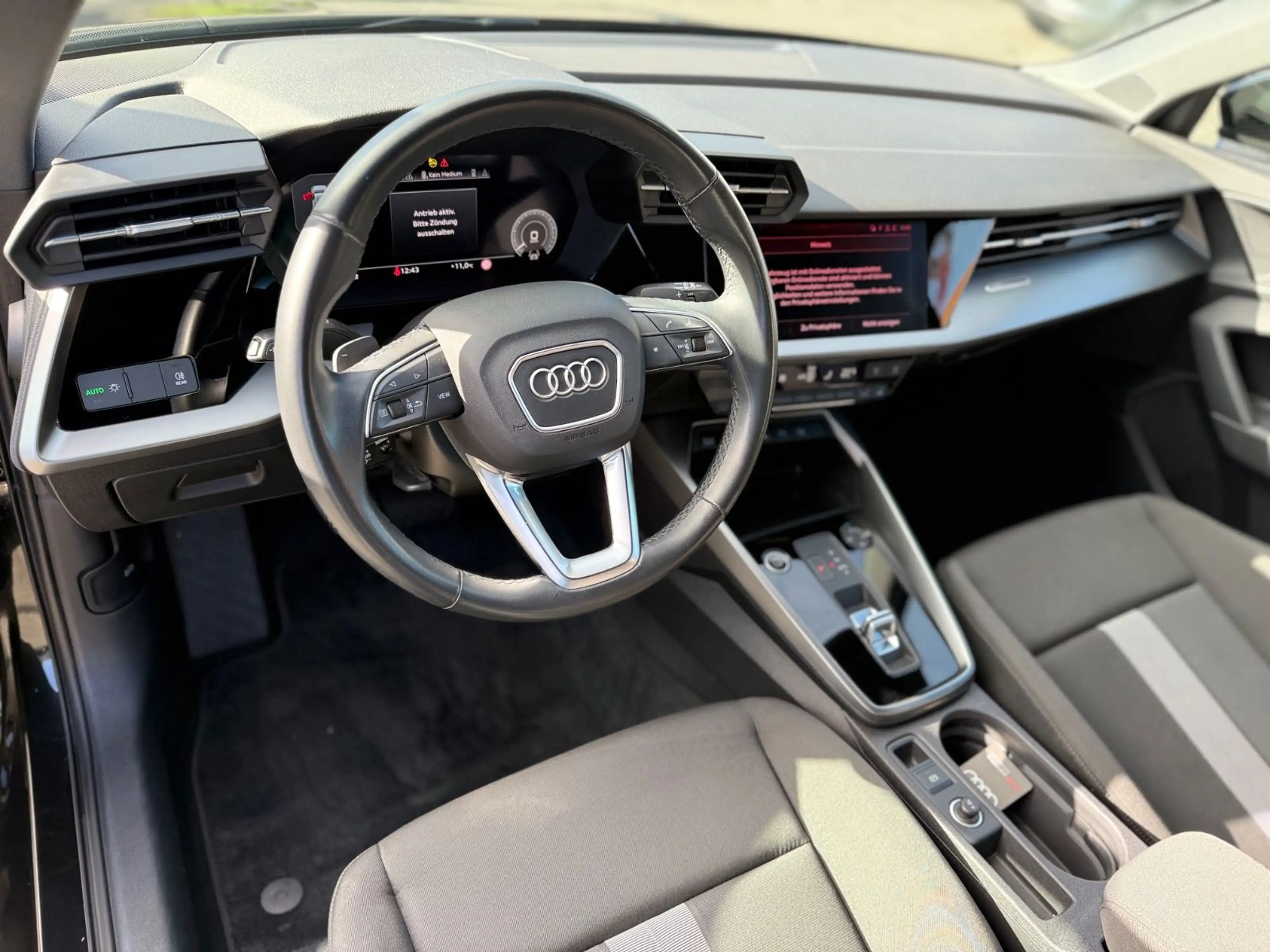 Audi A3 40 TFSIe ACC+Spur+Totwink.Assist SHZ AppleCar — photo 13