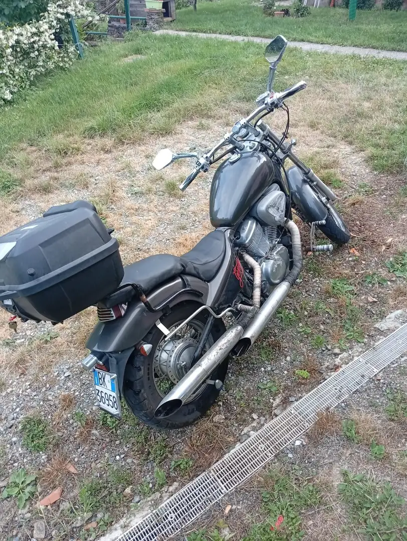Honda Shadow 600 Noir - 1