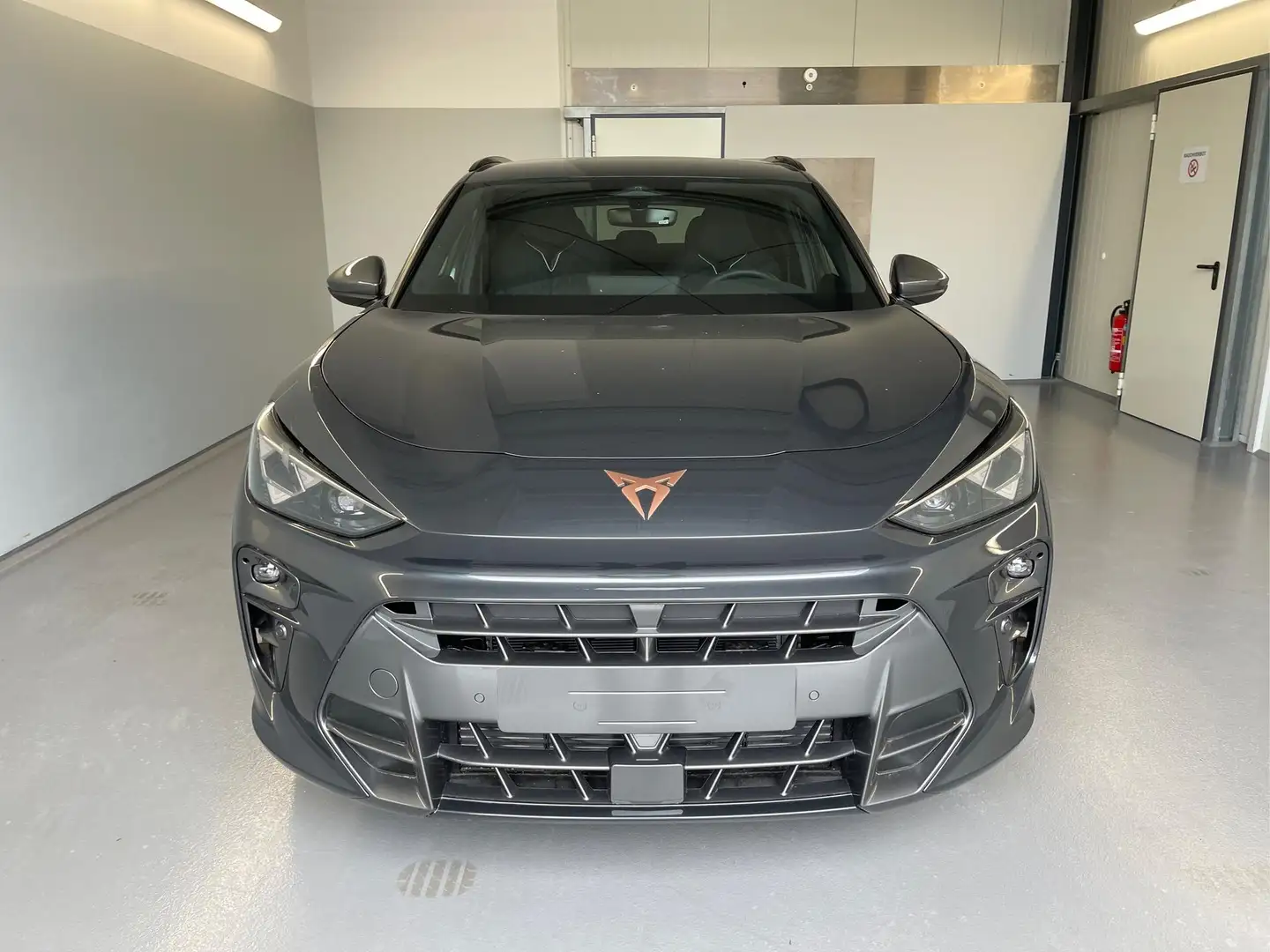 CUPRA Terramar 1.5 eTSI DSG Matrix+Kessy+AHK+eHeck+Dinamica+Ca... Grau - 2