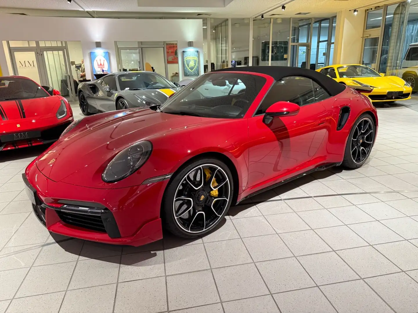 Porsche 992 911 Turbo S Cabrio Sport Design/Inno/Lift/Burmes Rot - 2