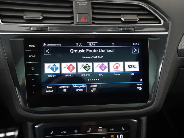 Volkswagen Tiguan Allspace view 16