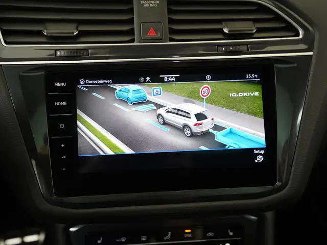 Volkswagen Tiguan Allspace view 19
