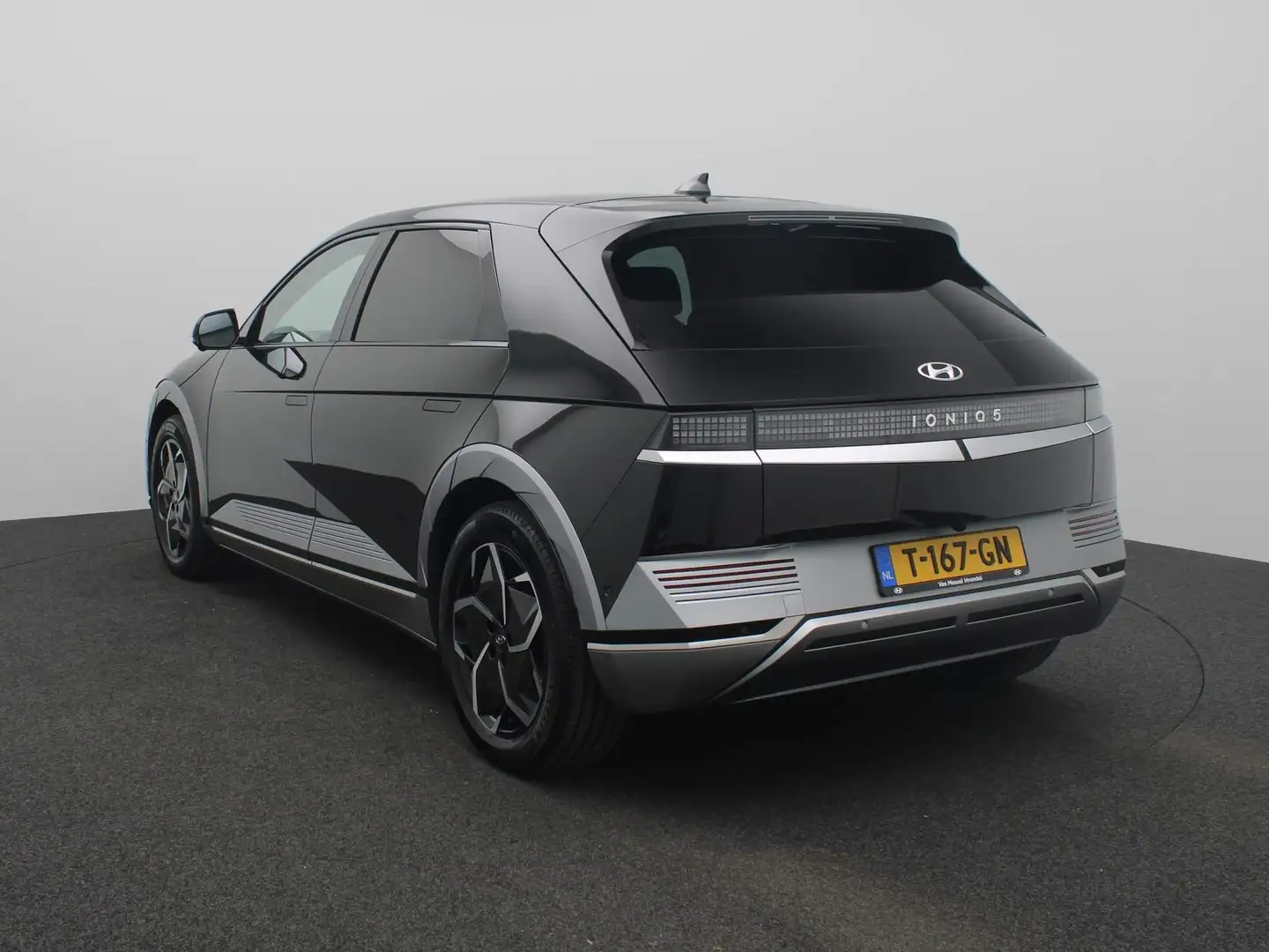 Hyundai IONIQ 5 73kWh Lounge | Lederen bekleding  | 360 Camera | N Schwarz - 2