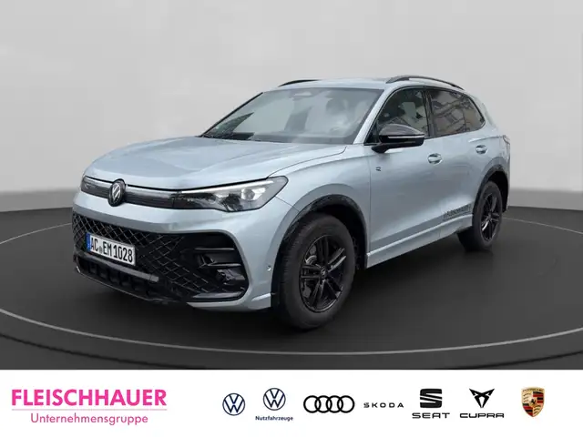 Volkswagen Tiguan 2.0 R Line 2,0 l TDI DSG+AHK+ALARM+SHZ+ACC