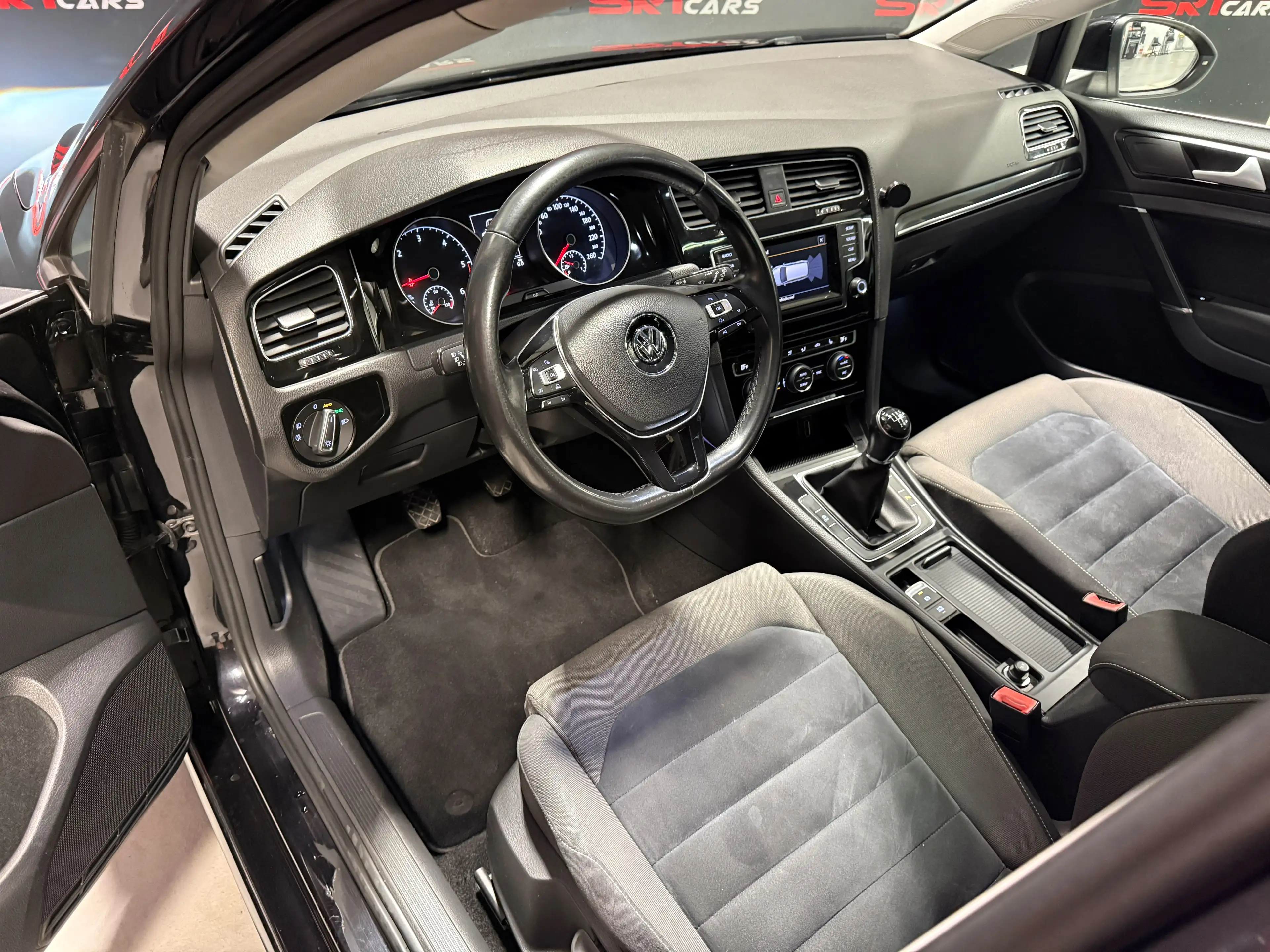 Volkswagen Golf Variant Golf Variant 1,6 TDI SKY *Panorama*Xenon*Tempomat*Sitzheizung — photo 8