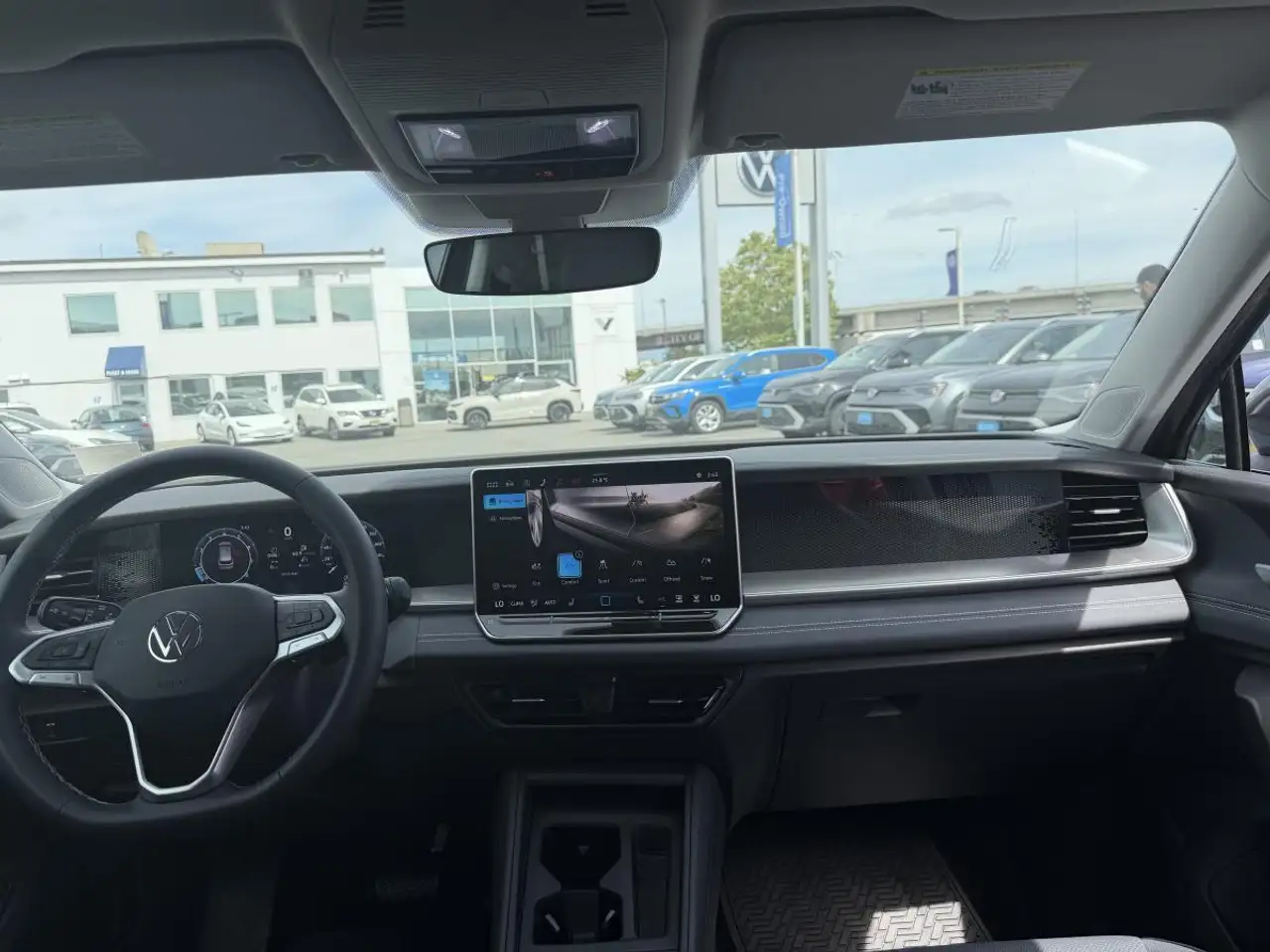 Volkswagen Tiguan снимка Volkswagen Tiguan