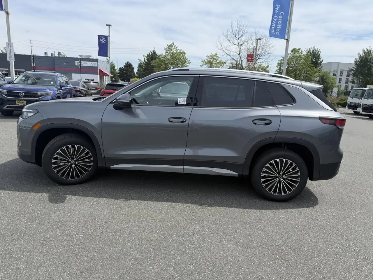 Volkswagen Tiguan снимка Volkswagen Tiguan