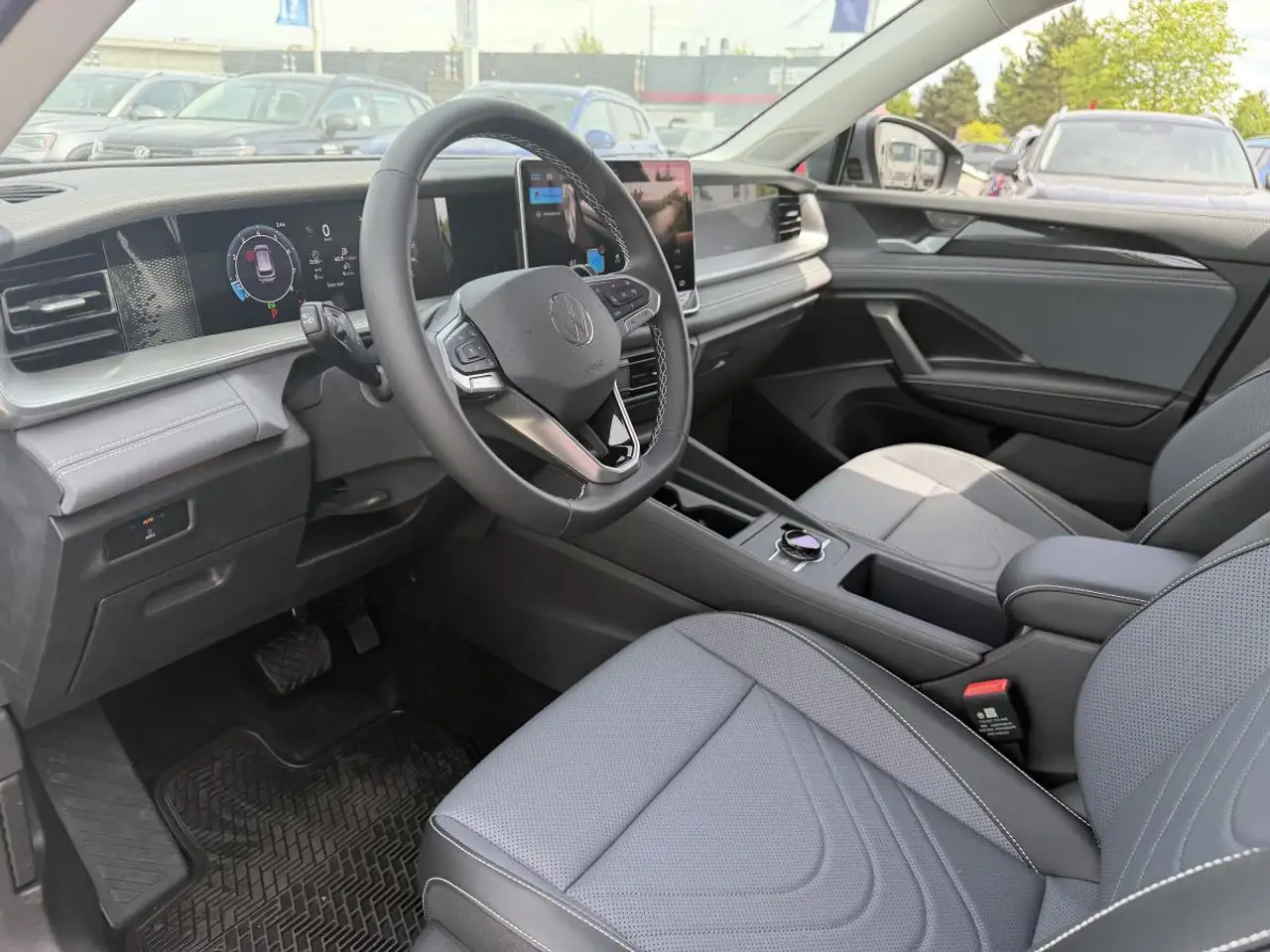 Volkswagen Tiguan снимка Volkswagen Tiguan