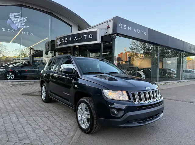 Jeep Compass 2.0i Sport Att. Remorque Park Assist * 12 MOIS GARANTIE *
