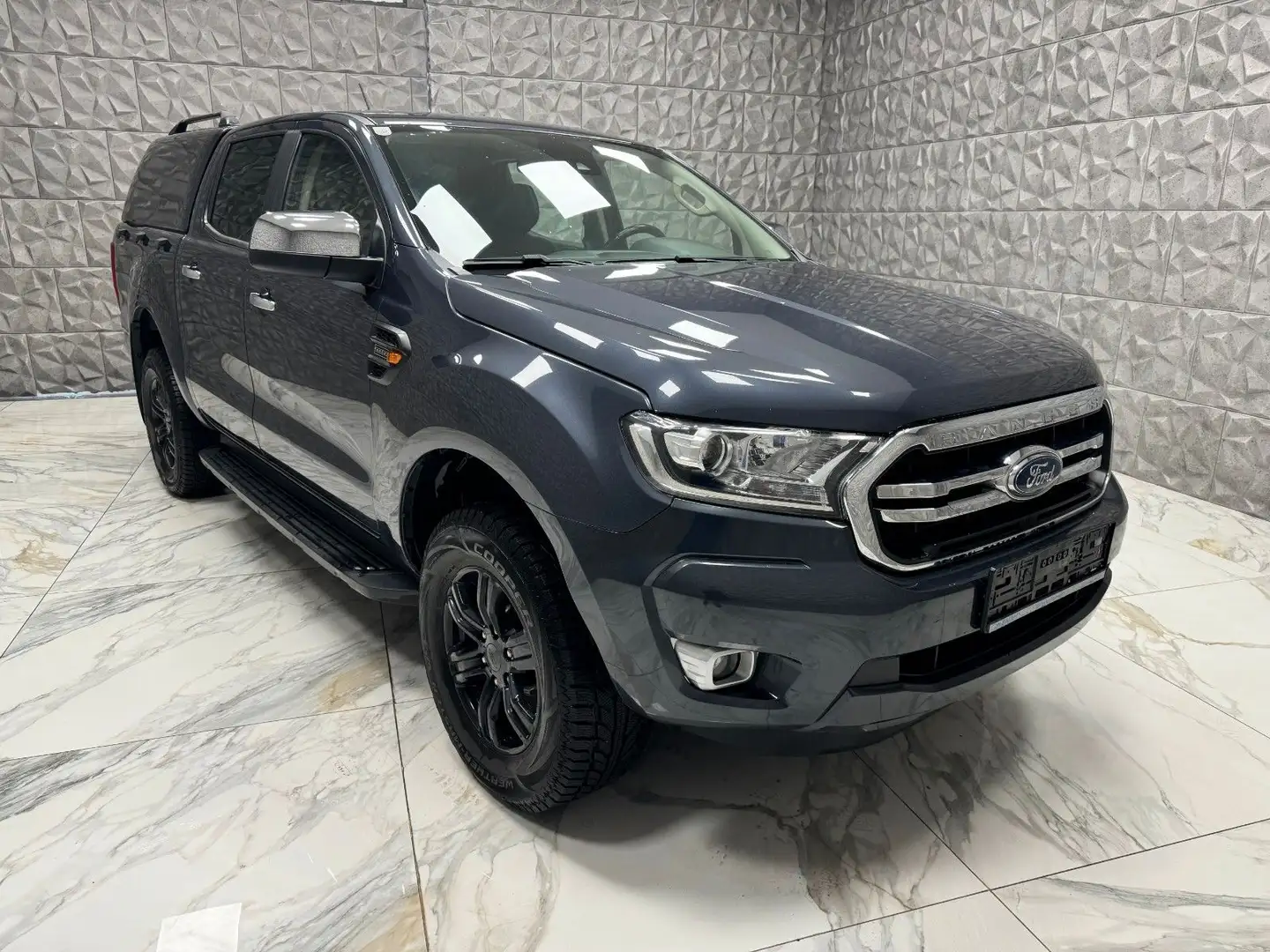 Ford Ranger XLT Doppelkabine 4x4 Grau - 1