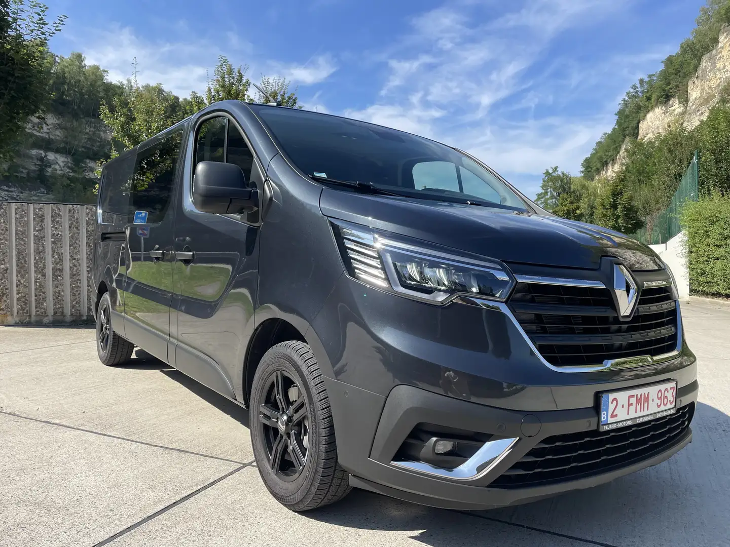 Renault Trafic *AUTOMAAT*L2/6Zit*GPS/CAMERA/CRUISE/30.990€ NETT Gris - 1