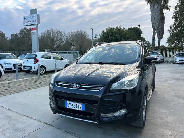 Ford Kuga 2.0 TDCI 140 CV 2WD Titanium