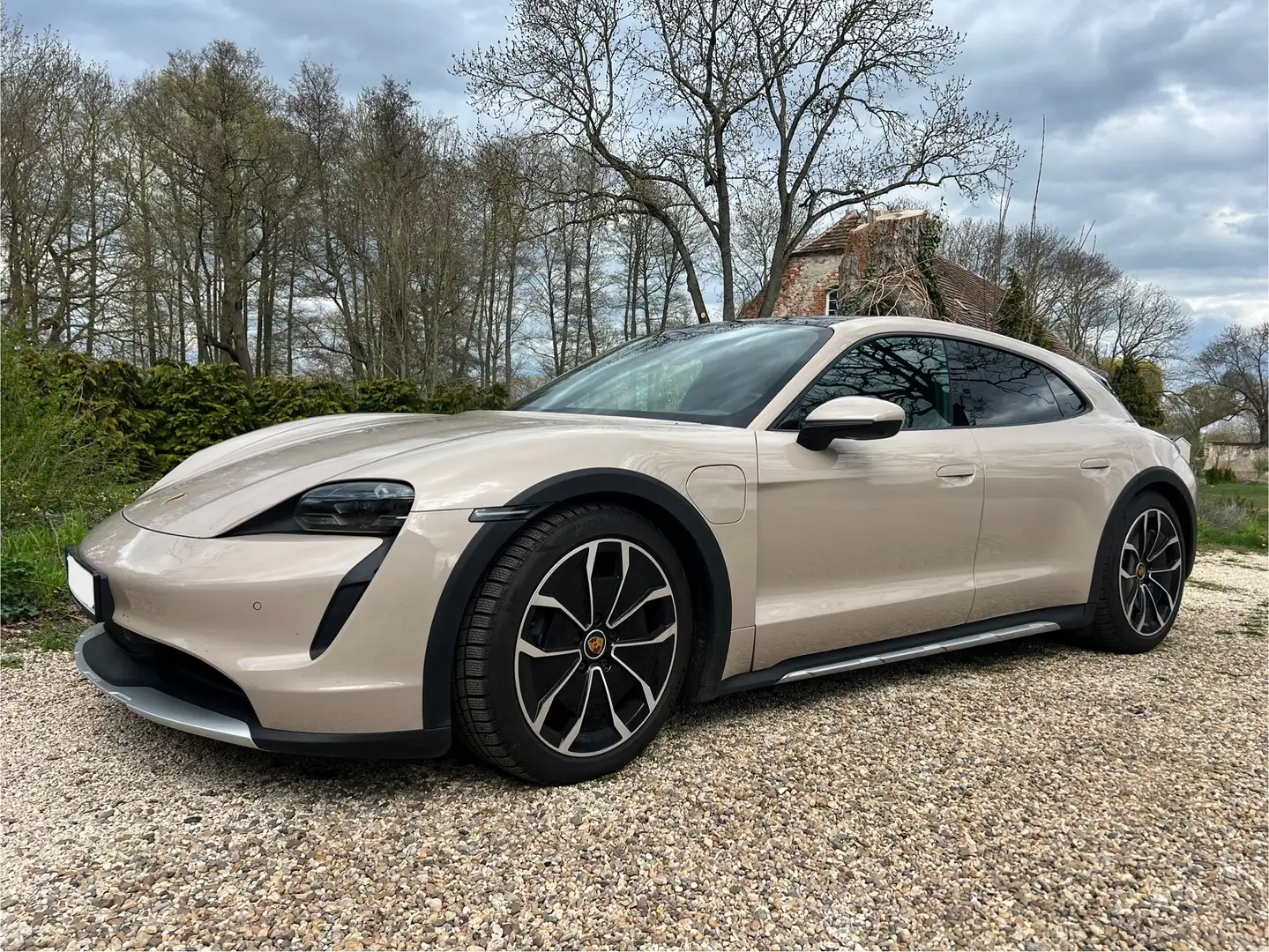 Porsche Taycan 4 Beige - 2