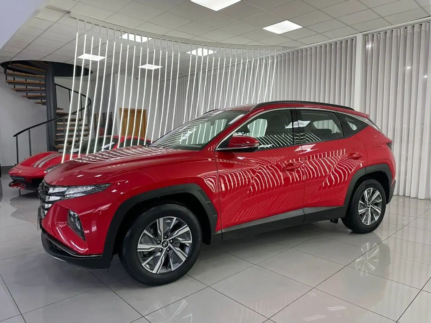 Hyundai TUCSON 1.6 TGDI Maxx 4x2 Rojo - 2