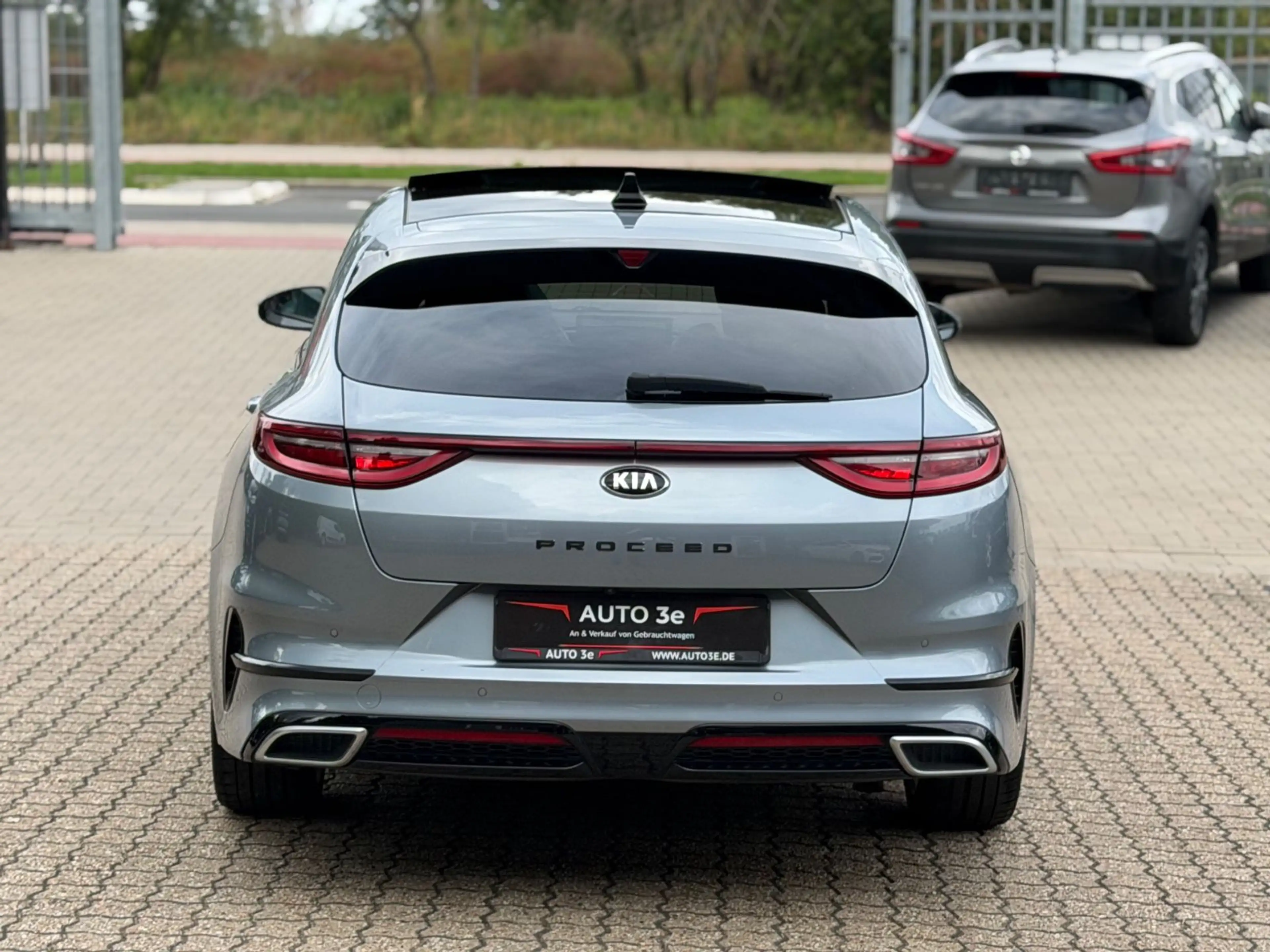 Kia ProCeed / pro_cee'd GT Line Navi Leder Pano Voll — photo 8